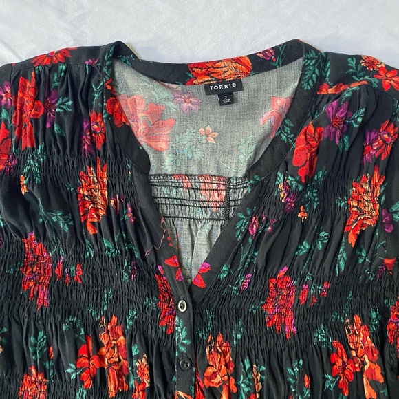 Torrid Button Front Tunic Size 2 - Picture 5 of 7